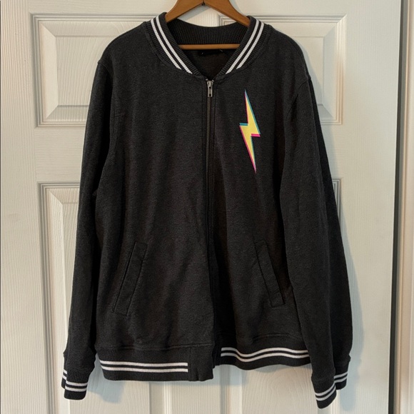 Torrid Lovesick Charcoal Gray Fleece Jacket Size 2 Skulls Bolts Full Zip - Picture 2 of 11